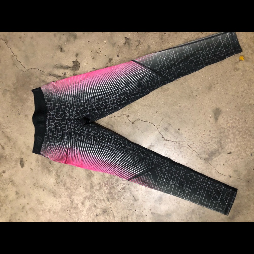 Nike Pro tights.